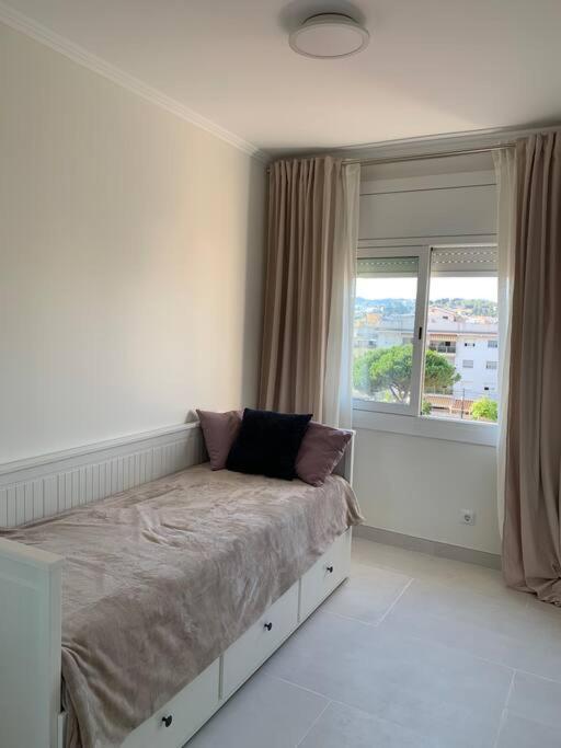 Appartamento Cunit, Front Line With Sea View Esterno foto